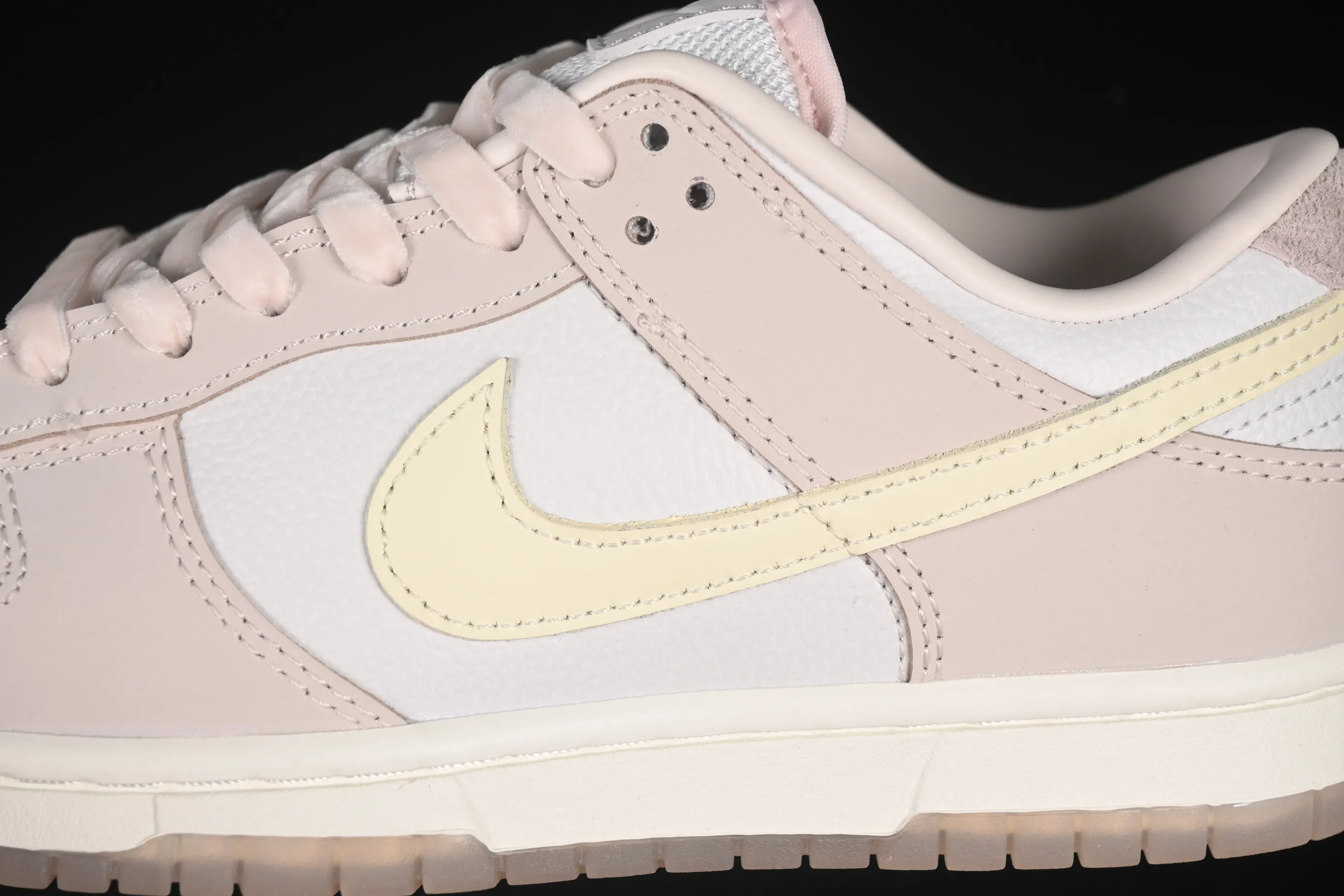 All categories Nk SB Dunk series Nk SB Dunk Low low-top sneakers Nike SB Dunk Low Rouge powder low-top casual sneakers FB7910-601